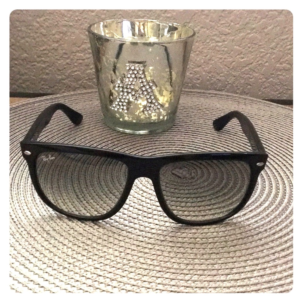 Women’s Ray Ban Sunglasses (black)
